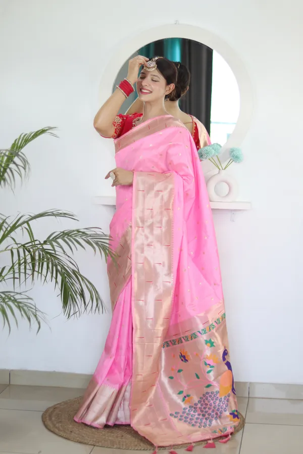 Light_Pink_Kalakruti_Paithani_Silk_Saree_With_Unstitched_Blouse_Piece