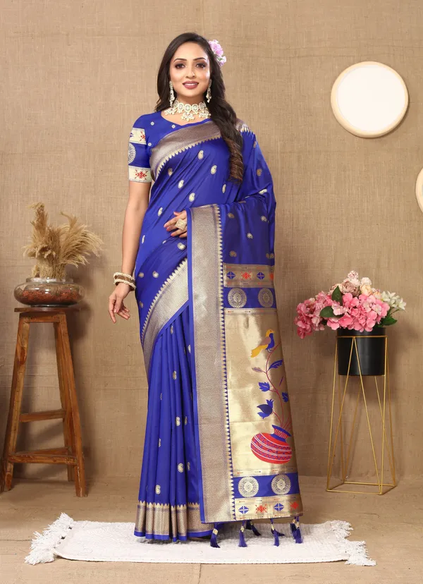 Royal_Blue_Matka_Paithani_Silk_Saree_With_Unstitched_Blouse_Piece