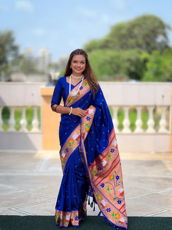 Royal_Blue_Rajhans_Silk_Saree_With_Unstitched_Blouse_Piece