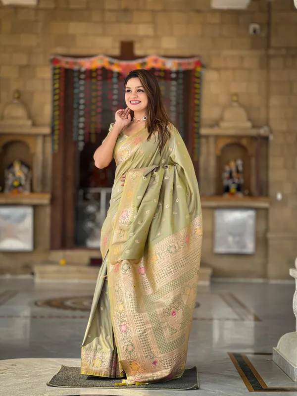 Pista_Banarasi_Banarasi_Silk_Saree_With_Unstitched_Blouse_Piece