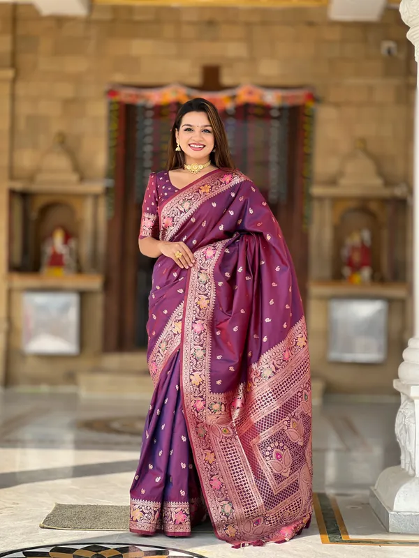 Wine_Banarasi_Silk_Saree_With_Unstitched_Blouse_Piece