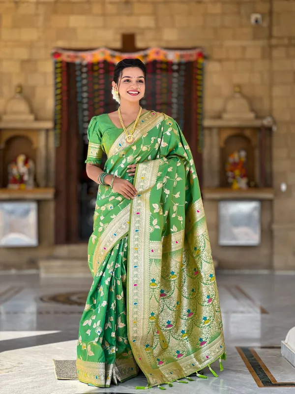 Popty_Banarasi_Silk_Saree_With_Unstitched_Blouse_Piece