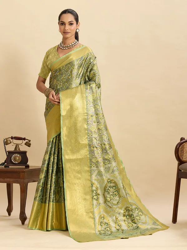 Olive_Drab_Sayara_Silk_Saree_With_Unstitched_Blouse_Piece