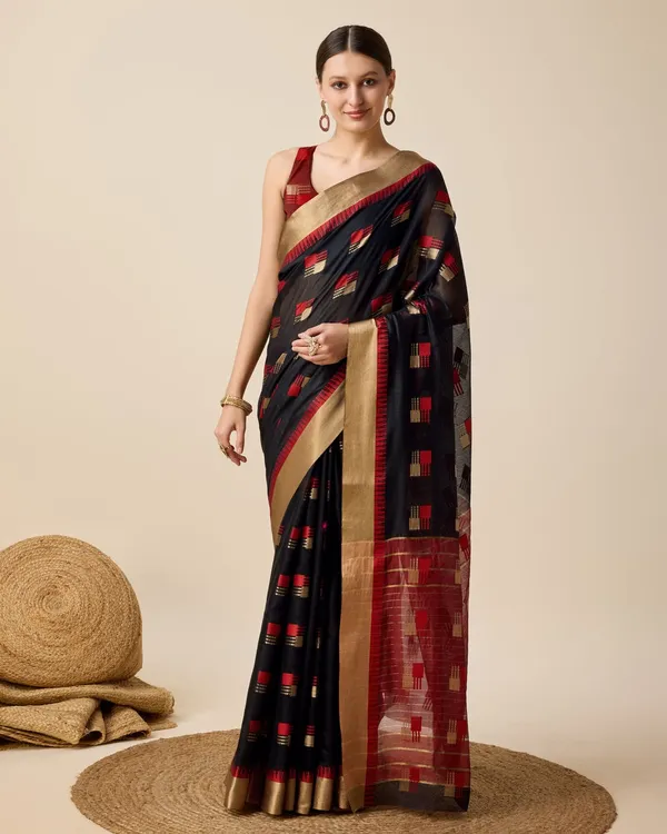 Black_Cotton_Saree_With_Unstitched_Blouse_Piece