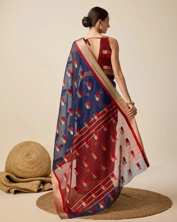 Dark_Blue_Cotton_Saree_With_Unstitched_Blouse_Piece