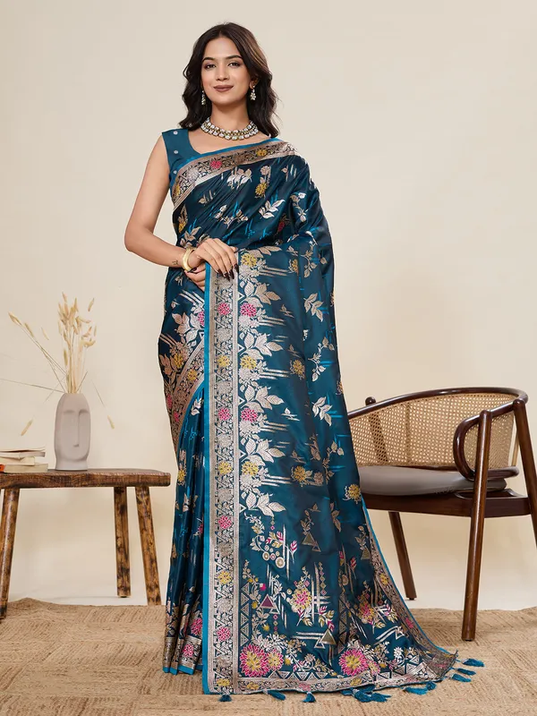 Morpeach_Yesha_Silk_Saree_With_Unstitched_Blouse_Piece
