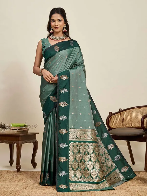 Seagreen_Aamarapali_Silk_Saree_With_Unstitched_Blouse_Piece