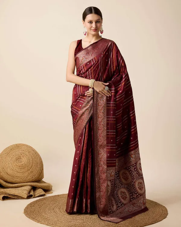 Maroon_Apexa_Jacquard_Fabrics_Saree_With_Unstitched_Blouse_Piece