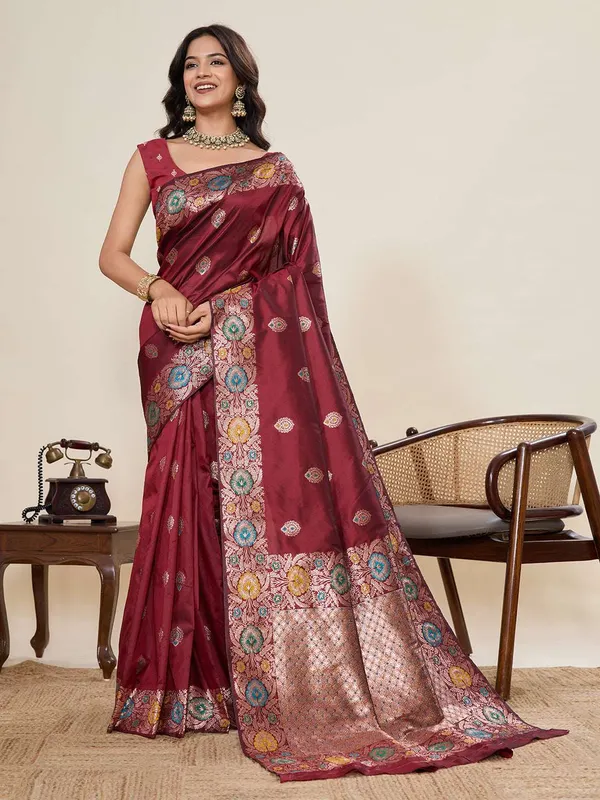Maroon_Amshukha_Silk_Saree_With_Unstitched_Blouse_Piece