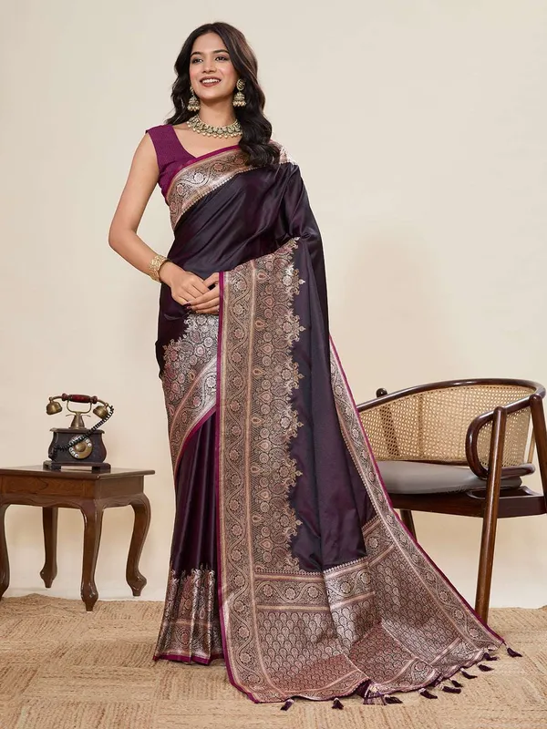 Redis_Black_Amara_Gala_Silk_Saree_With_Unstitched_Blouse_Piece