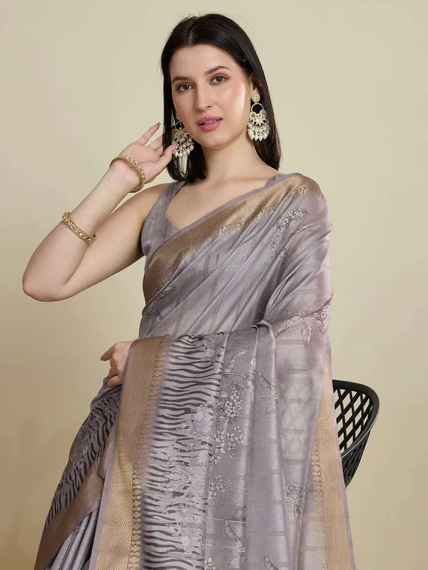 Grey_Abhilasha_Cotton_Saree_With_Unstitched_Blouse_Piece
