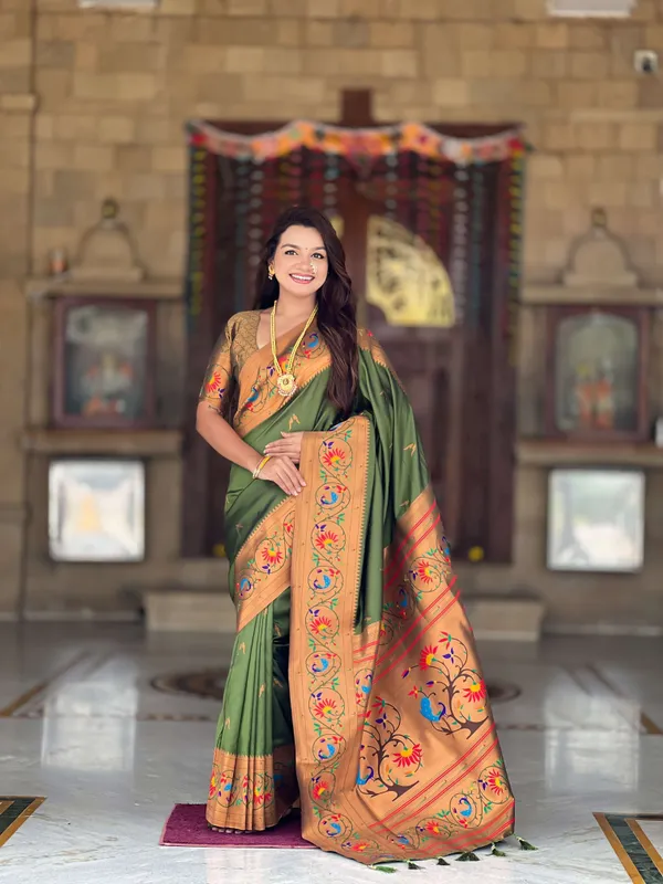 Mehndi_Harmony_Paithani_Silk_Saree_With_Unstitched_Blouse_Piece