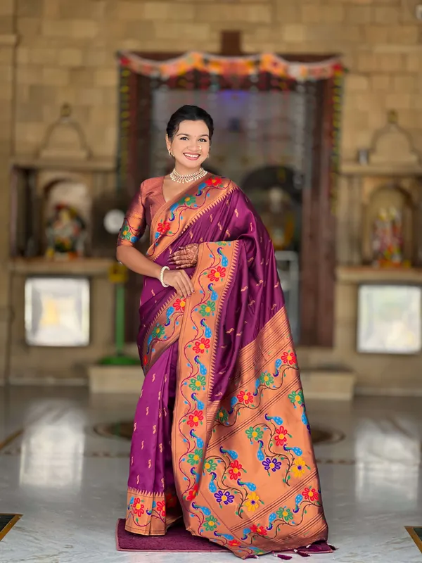 Wine_Anuradha_Paithani_Silk_Saree_With_Unstitched_Blouse_Piece