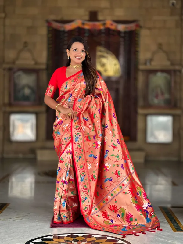 Red_Kanjivaram_Silk_Saree_With_Unstitched_Blouse_Piece