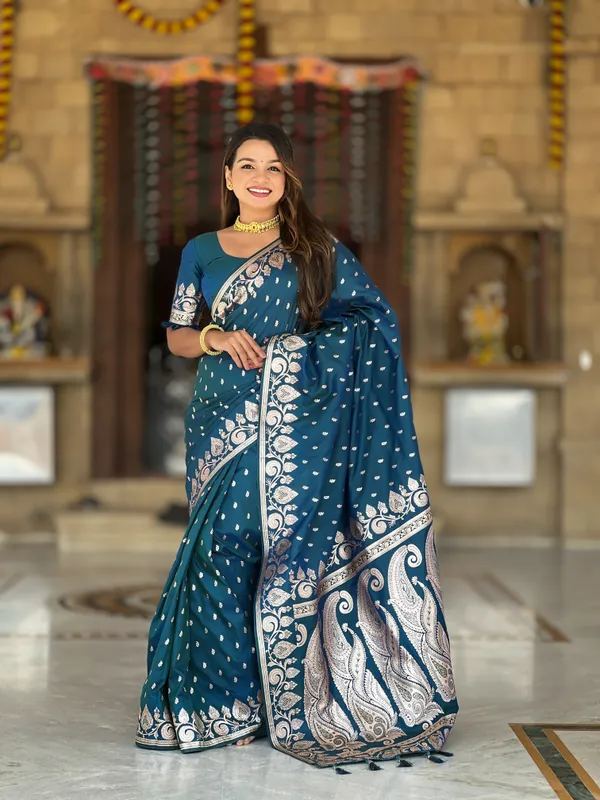 Morpeach_Banarasi_Banarasi_Silk_Saree_With_Unstitched_Blouse_Piece