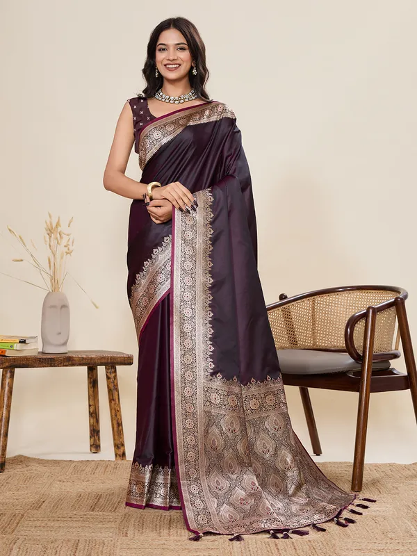 Lividbrown_Amara_Gala_Silk_Saree_With_Unstitched_Blouse_Piece