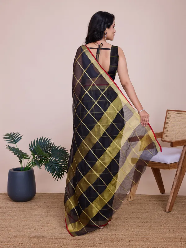 Black_Anupama_Cotton_Saree_With_Unstitched_Blouse_Piece