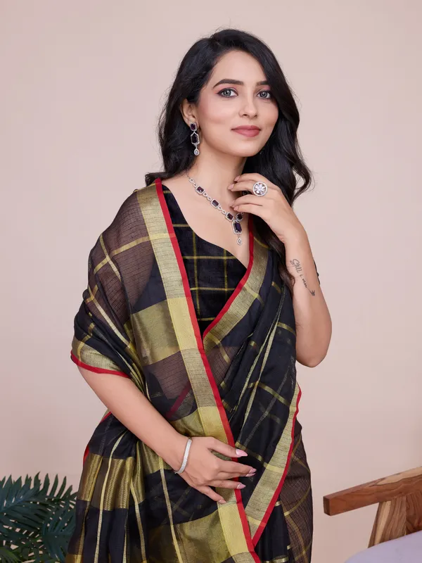 Black_Anupama_Cotton_Saree_With_Unstitched_Blouse_Piece