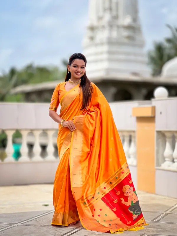 Orange_Ganapati_Paithani_Silk_Saree_With_Unstitched_Blouse_Piece