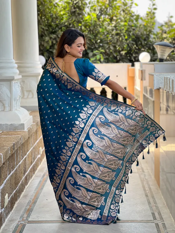 Morpeach_Banarasi_Banarasi_Silk_Saree_With_Unstitched_Blouse_Piece