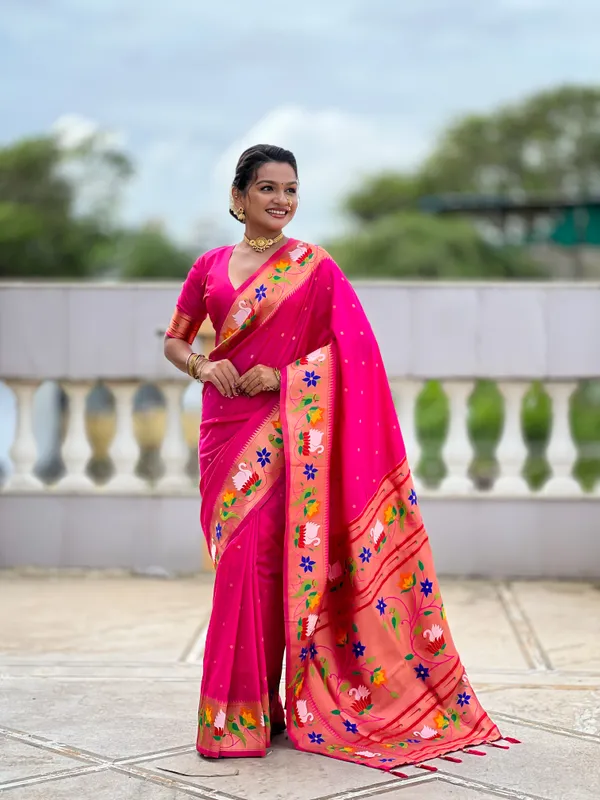 Rani_Pink_Rajhans_Silk_Saree_With_Unstitched_Blouse_Piece