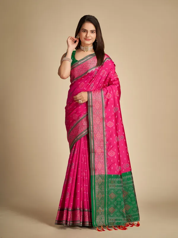 Red_Pink_Vaibhavi_Silk_Saree_With_Unstitched_Blouse_Piece