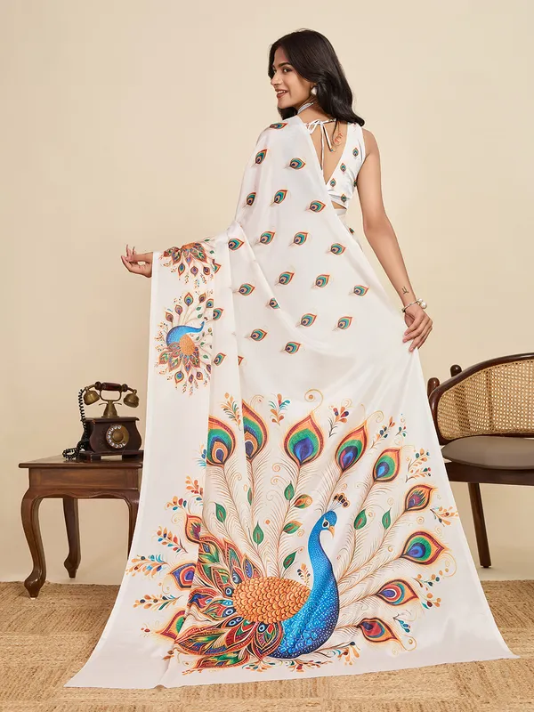 White_Heli_Saree_For_Silk_Saree_With_Unstitched_Blouse_Piece