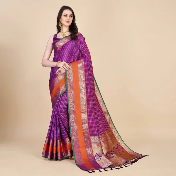 Magenta_Silk_Saree_With_Unstitched_Blouse_Piece