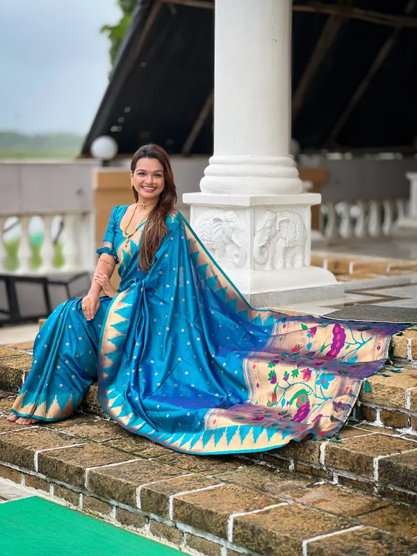 Firozi_Temple_Silk_Saree_With_Unstitched_Blouse_Piece