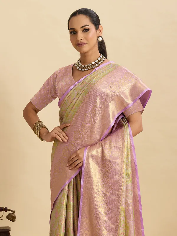 Light_Pink_Sayara_Silk_Saree_With_Unstitched_Blouse_Piece