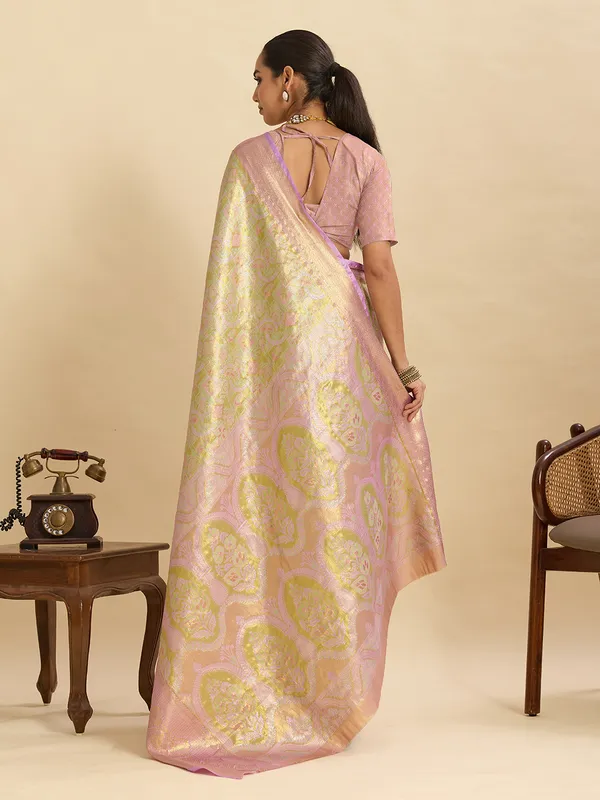 Light_Pink_Sayara_Silk_Saree_With_Unstitched_Blouse_Piece