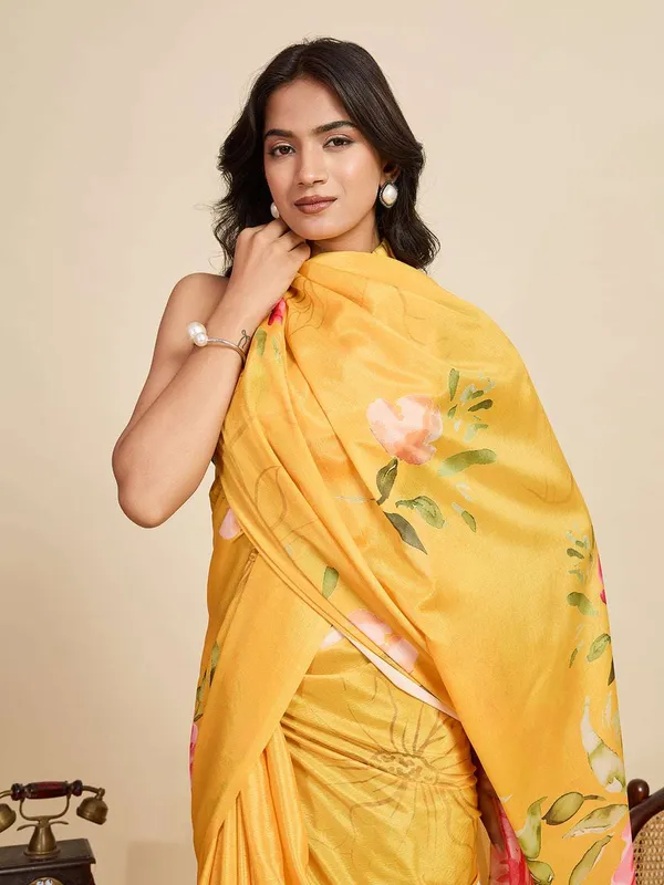 Yellow_Heli_Saree_For_Silk_Saree_With_Unstitched_Blouse_Piece
