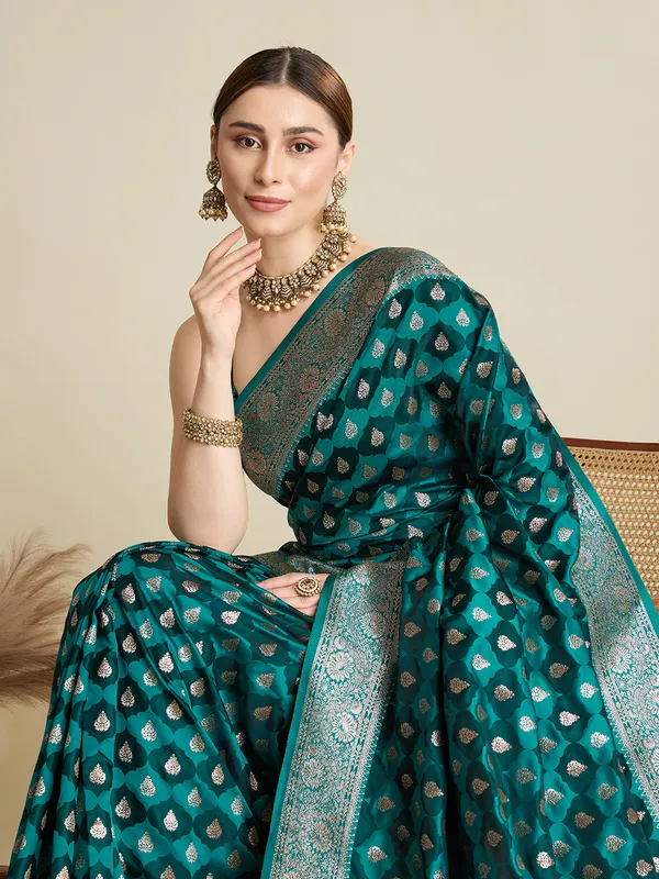 Telerama_Rajgharana_Silk_Saree_With_Unstitched_Blouse_Piece