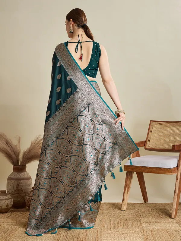 Bottlegreen_Rajgharana_Silk_Saree_With_Unstitched_Blouse_Piece