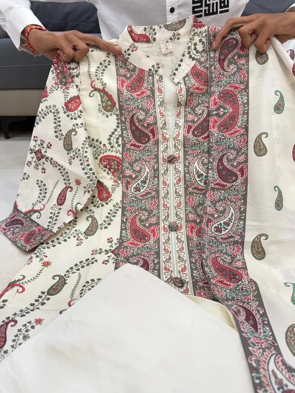Berry_Silk_Kurta_Set_with_Dupatta_for_Women