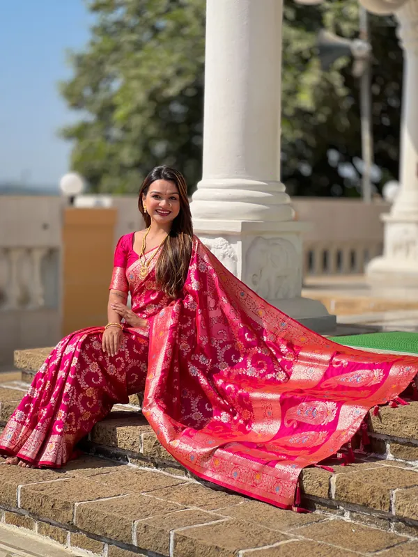 Rani_Pink_Banarasi_Banarasi_Silk_Saree_With_Unstitched_Blouse_Piece