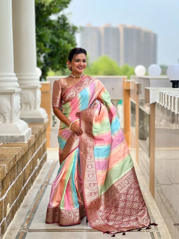 Maroon_Silk_Saree_With_Unstitched_Blouse_Piece