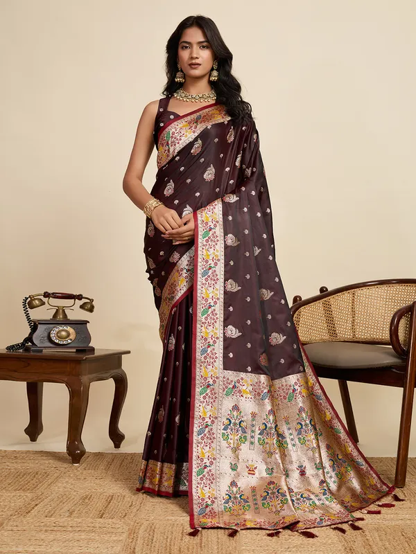 Brown_Ragini_Silk_Saree_With_Unstitched_Blouse_Piece