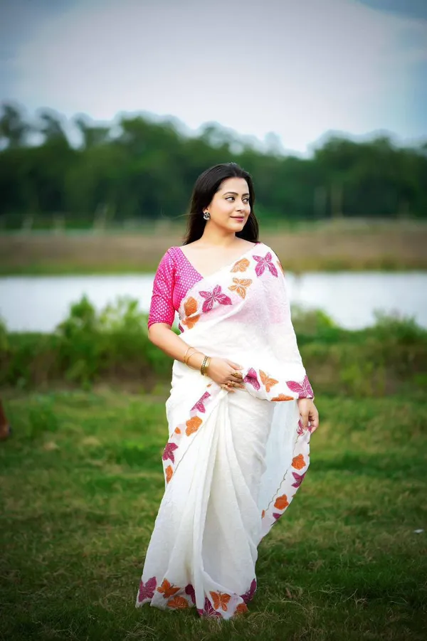 Falak_crunchy_chiffon_saree