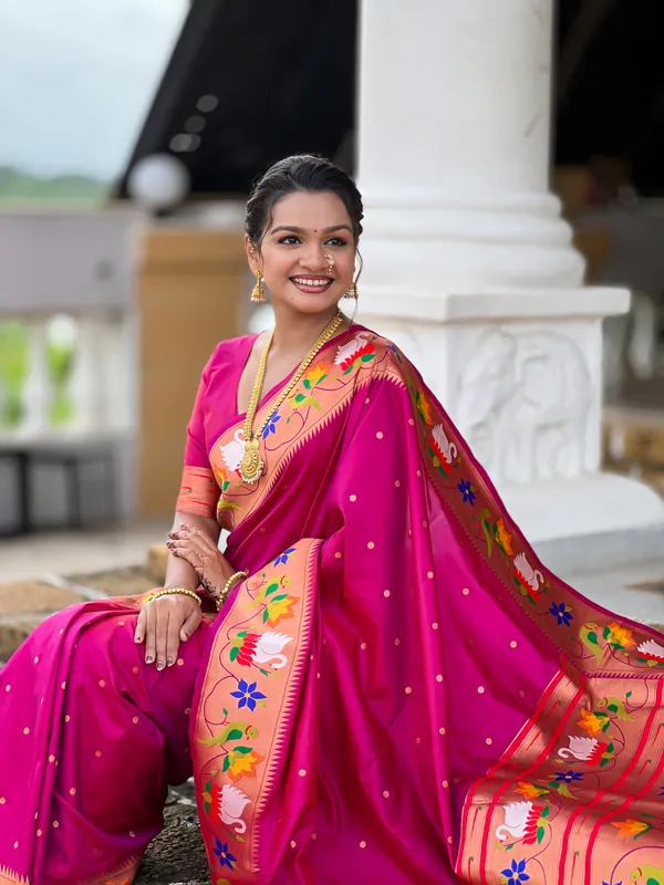 Magenta_Rajhans_Silk_Saree_With_Unstitched_Blouse_Piece
