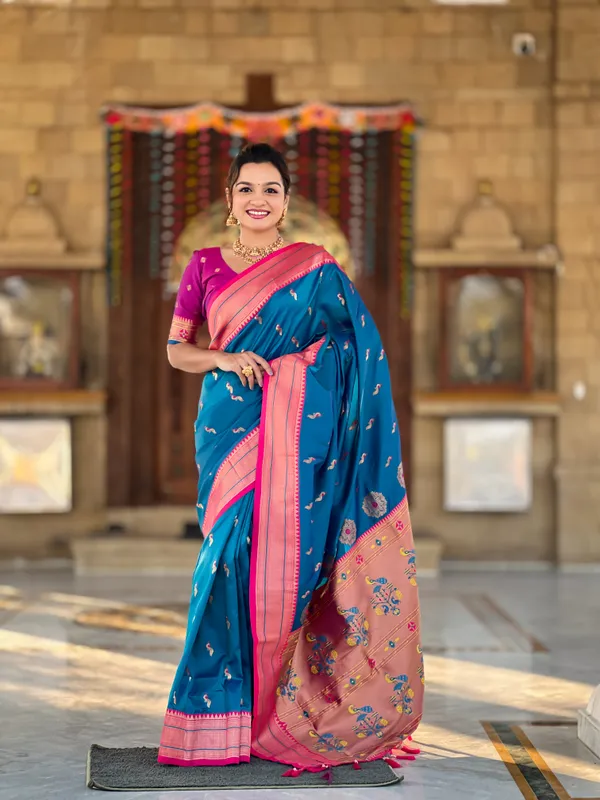 Skyblue_Peacock_Paithani_Silk_Saree_With_Unstitched_Blouse_Piece