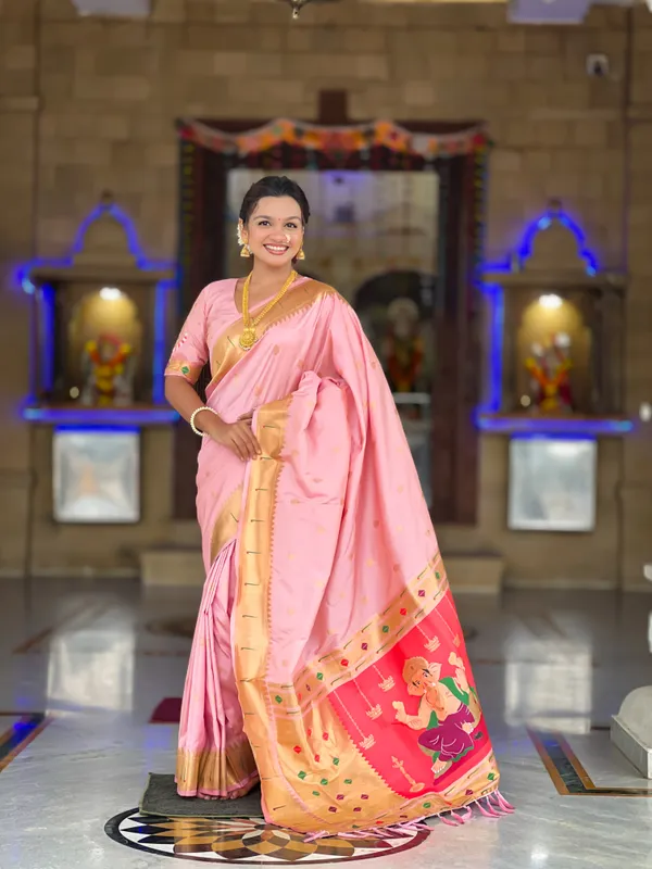Light_Pink_Ganapati_Paithani_Silk_Saree_With_Unstitched_Blouse_Piece