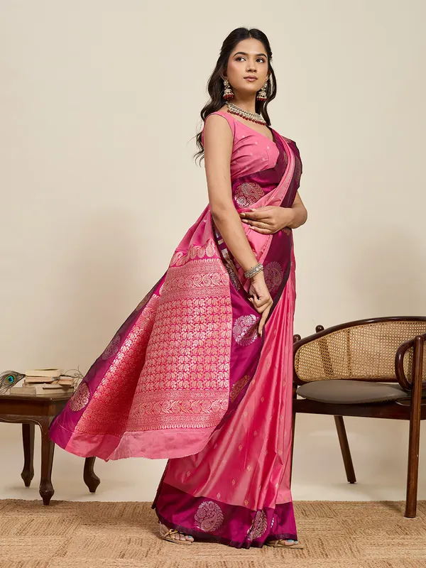 Hotpink_Aamarapali_Silk_Saree_With_Unstitched_Blouse_Piece