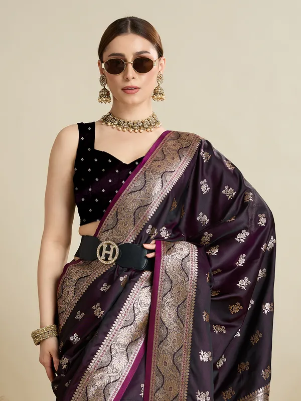 Brown_Rajgharana_Silk_Saree_With_Unstitched_Blouse_Piece
