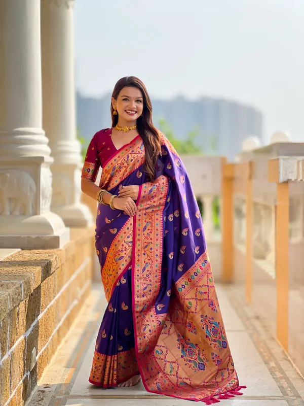 Violet_Sparkal_Silk_Saree_With_Unstitched_Blouse_Piece