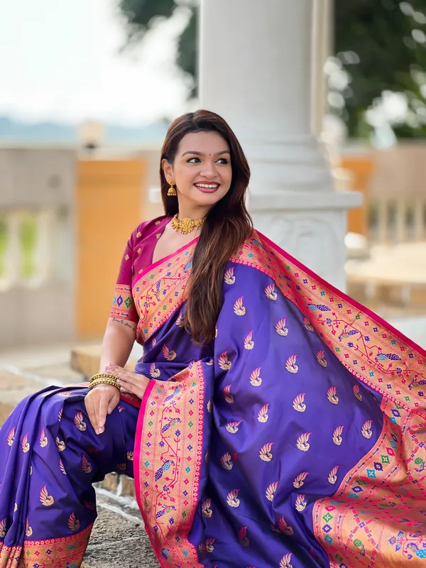 Violet_Sparkal_Silk_Saree_With_Unstitched_Blouse_Piece
