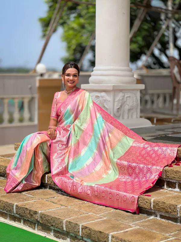 Rani_Pink_Silk_Saree_With_Unstitched_Blouse_Piece