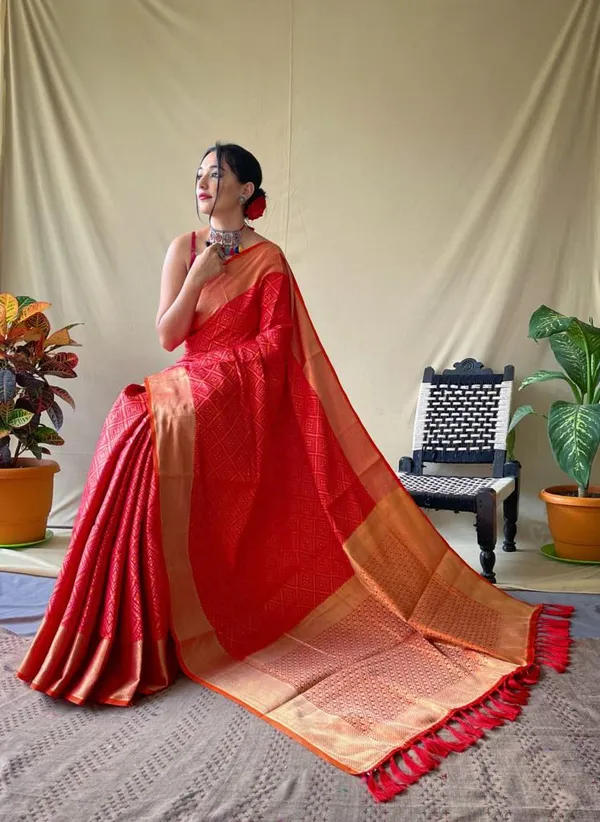 Tometo_Leri_Cotton_Saree_With_Unstitched_Blouse_Piece