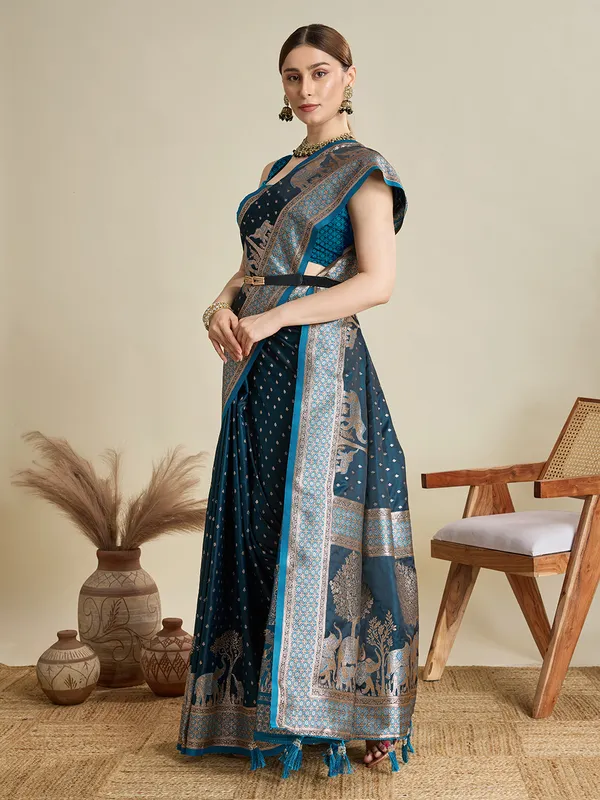Elephant_Rajgharana_Silk_Saree_With_Unstitched_Blouse_Piece