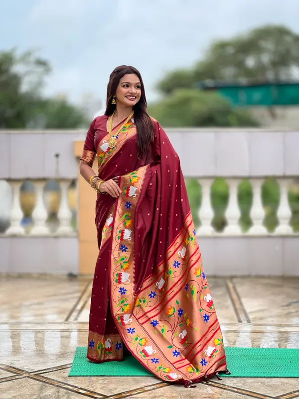 Maroon_Rajhans_Silk_Saree_With_Unstitched_Blouse_Piece